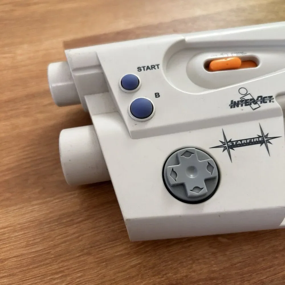 House of the Dead 2 Dreamcast W/ 2 Light Guns